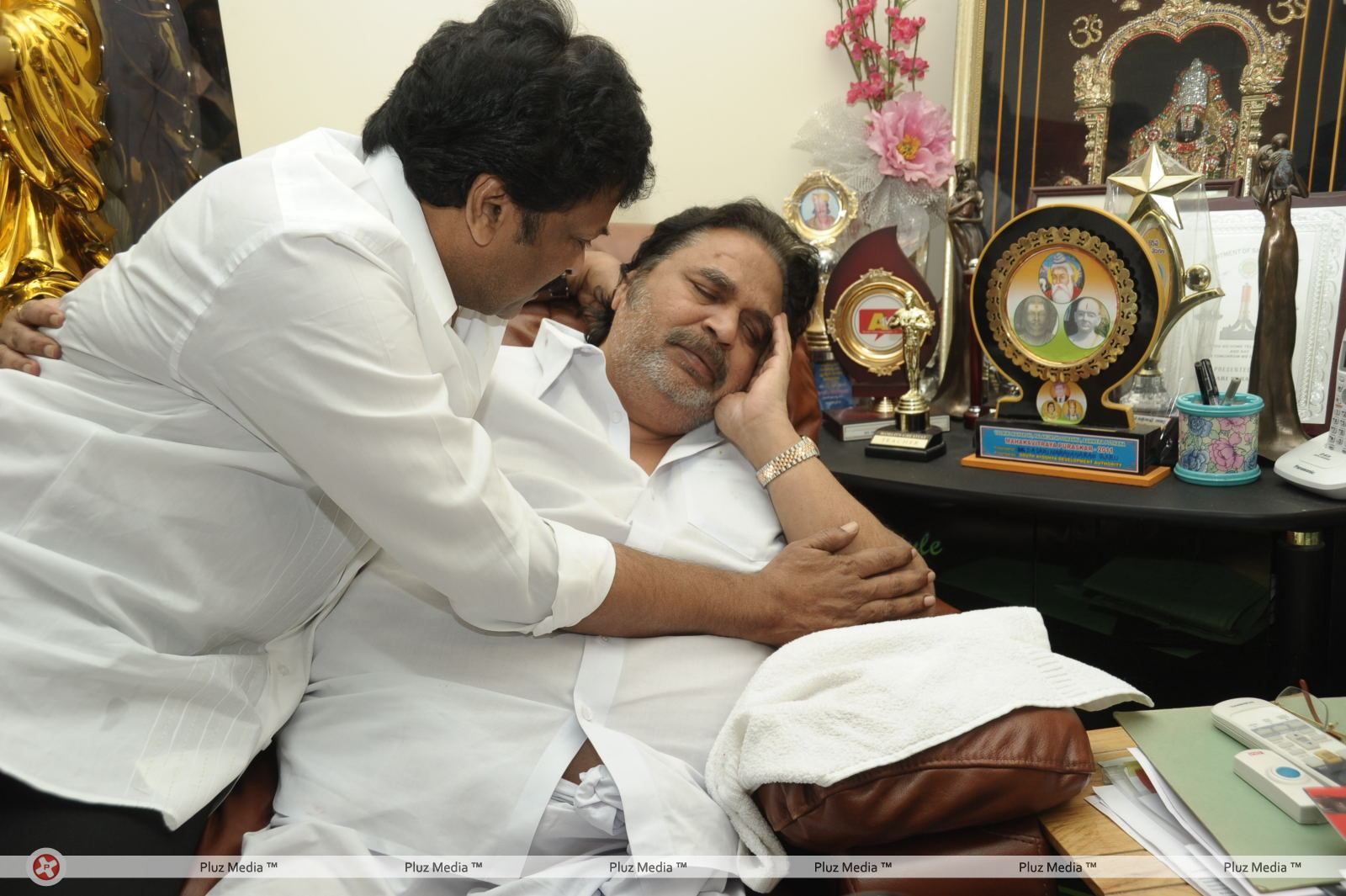 Dasari Padma Funeral and Condolences Pictures | Picture 112341